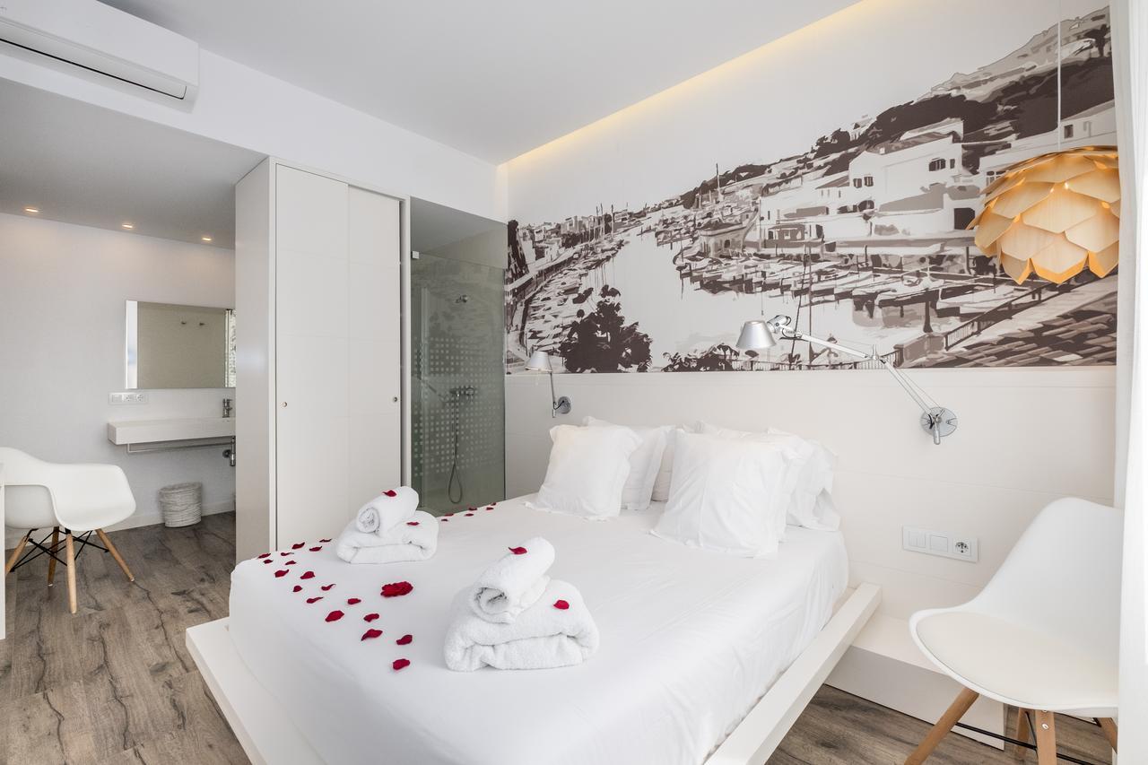 Hotel Abril 37 Сьюдадела Экстерьер фото