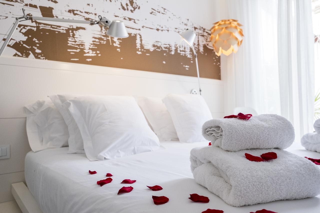 Hotel Abril 37 Сьюдадела Экстерьер фото