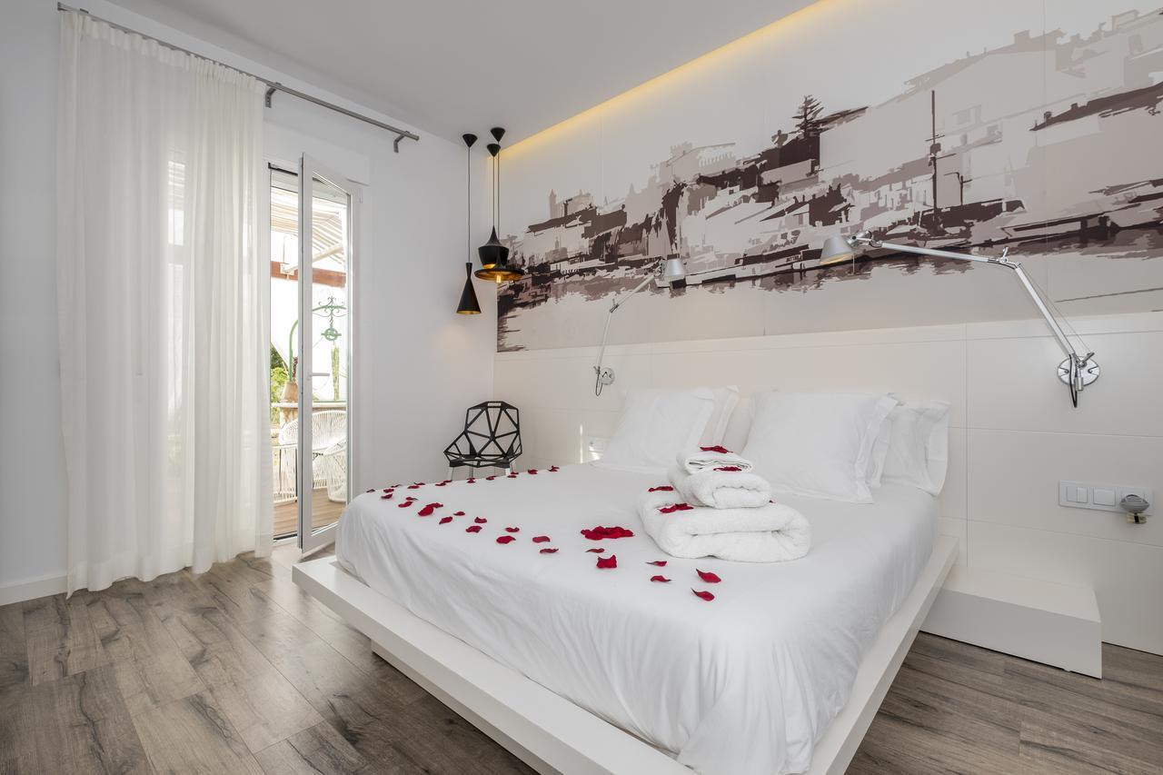 Hotel Abril 37 Сьюдадела Экстерьер фото